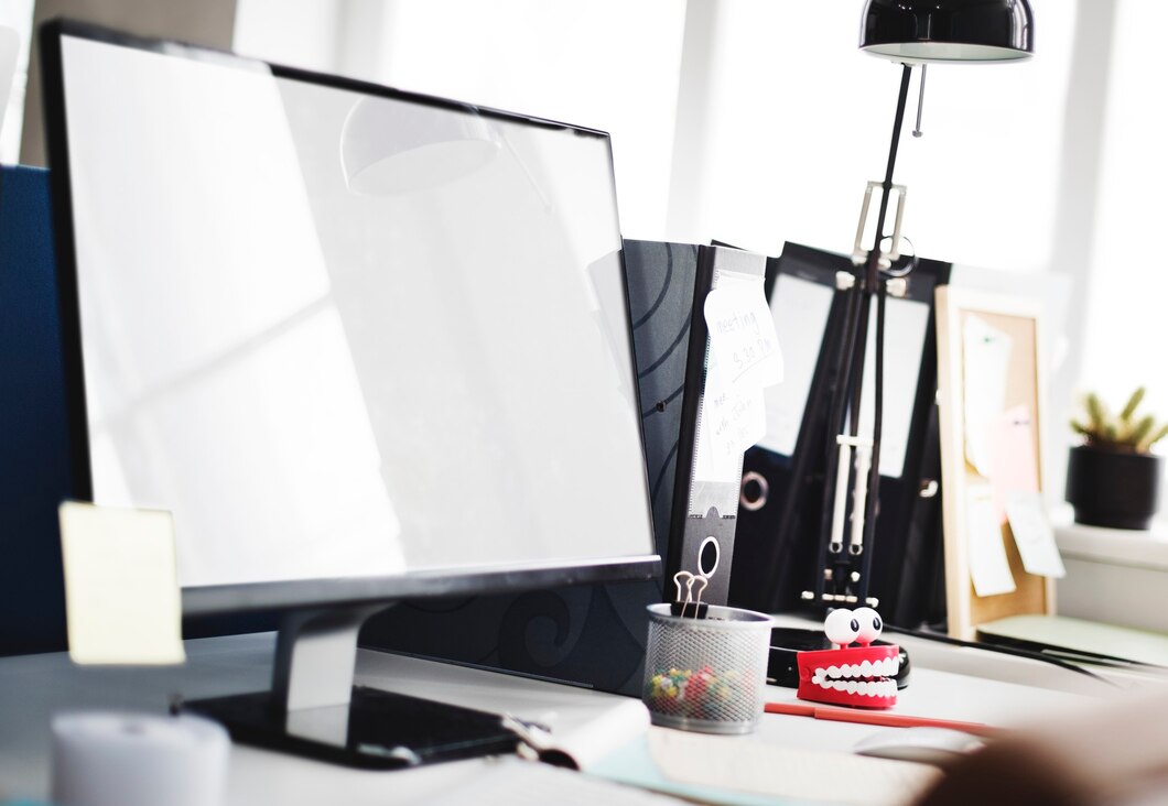 Jak wybrać idealne urządzenie do domowego biura z oferty MyToner?
